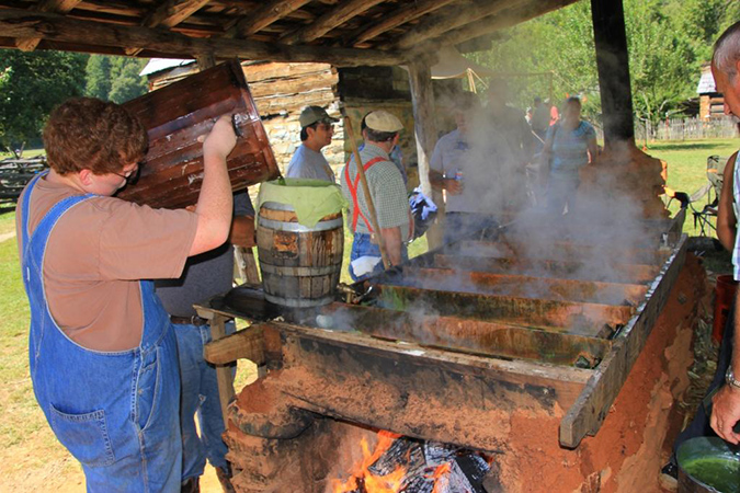 sorghum molasses making