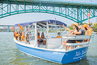 knoxville cycleboats summer fun