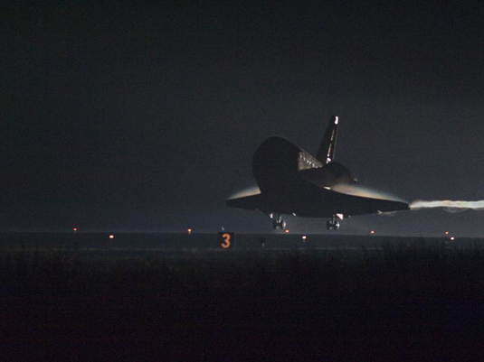 space shuttle endeavour landing