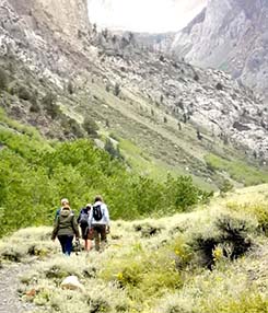 mammoth mountain hikers