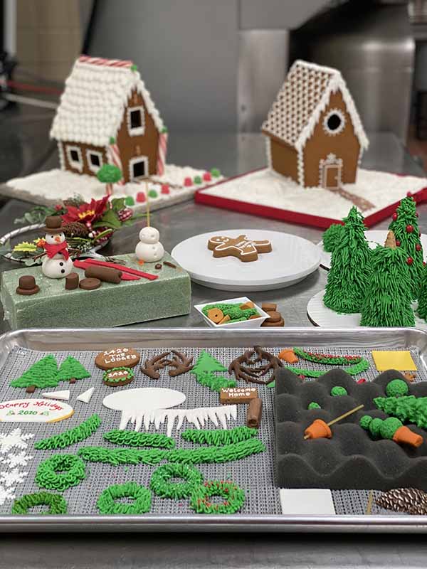 Grove Park Inns Gingerbread House Competition
