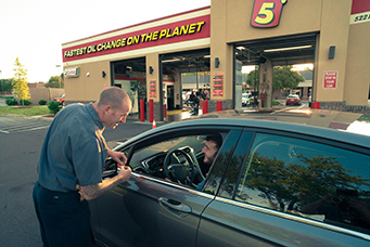 Take 5 Oil Change targets Tennessee with "fastest oil change on the planet"