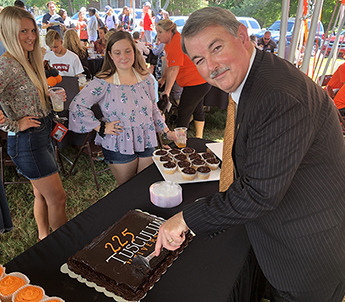 tusculum celebrates 225th birthday