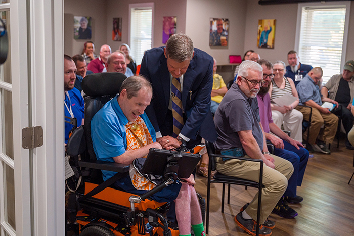 governor lee meets persons with disabilities