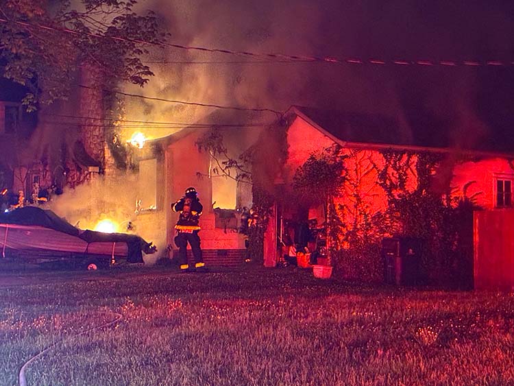 North Knoxville house fire