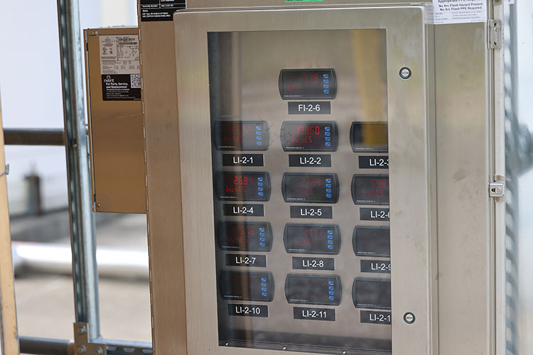 Oak Ridge control panel