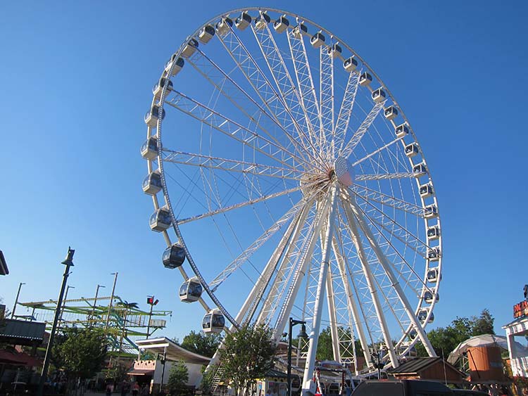 Sky Wheel Pigeon Forge