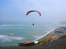 paragliding peru