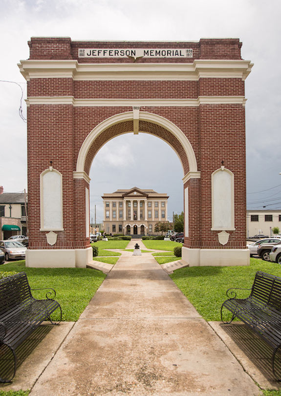 new orleans gretna memorial arch