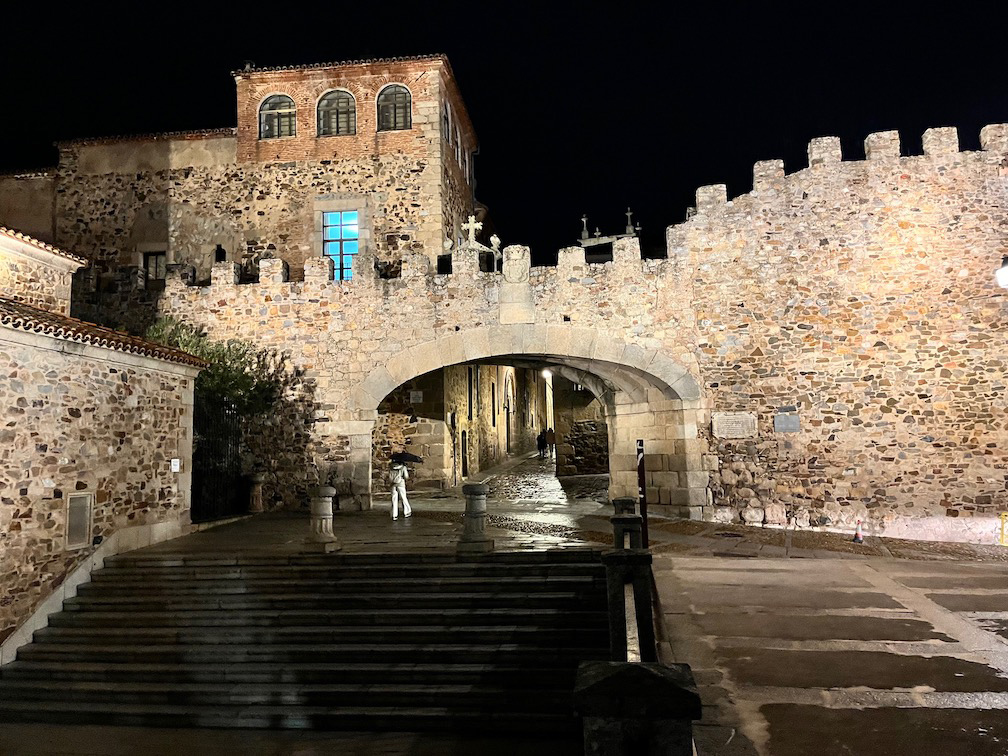 caceres medieval buildings