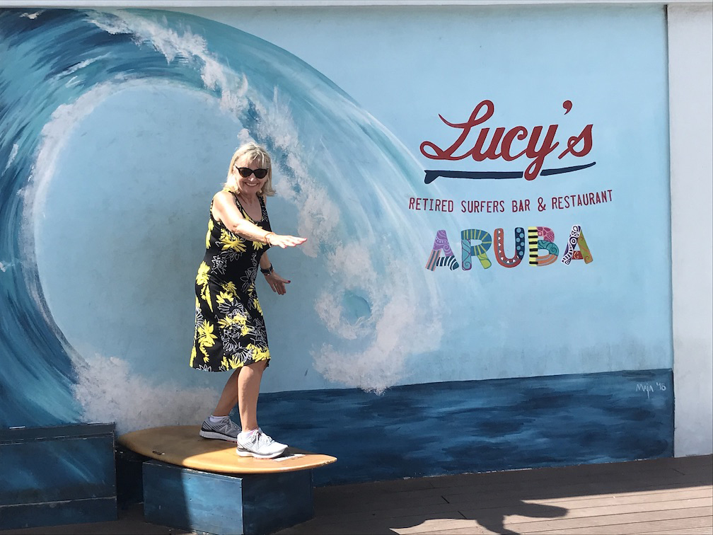 Lucys Retired Surfers Bar aruba
