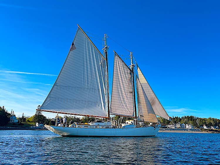 windjammer schooner